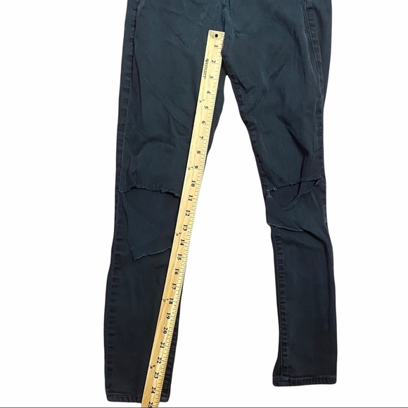 Topshop Leigh Distressed Skinny Jeans - Picture 11 of 11